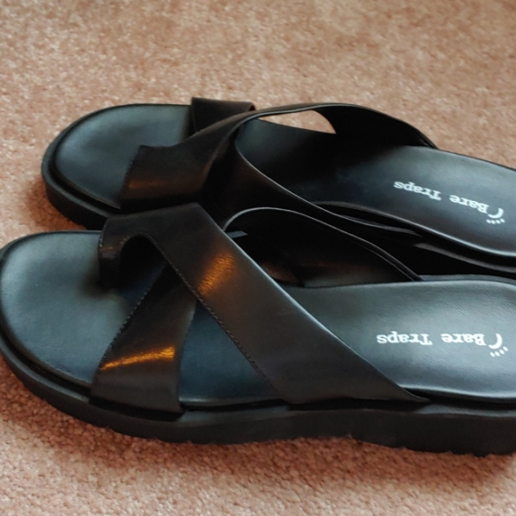 bare traps leather sandals